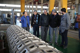 跨國(guó)技術(shù)交流新篇章 40余位外國(guó)客商齊聚晨鐘及業(yè)績(jī)工廠考察